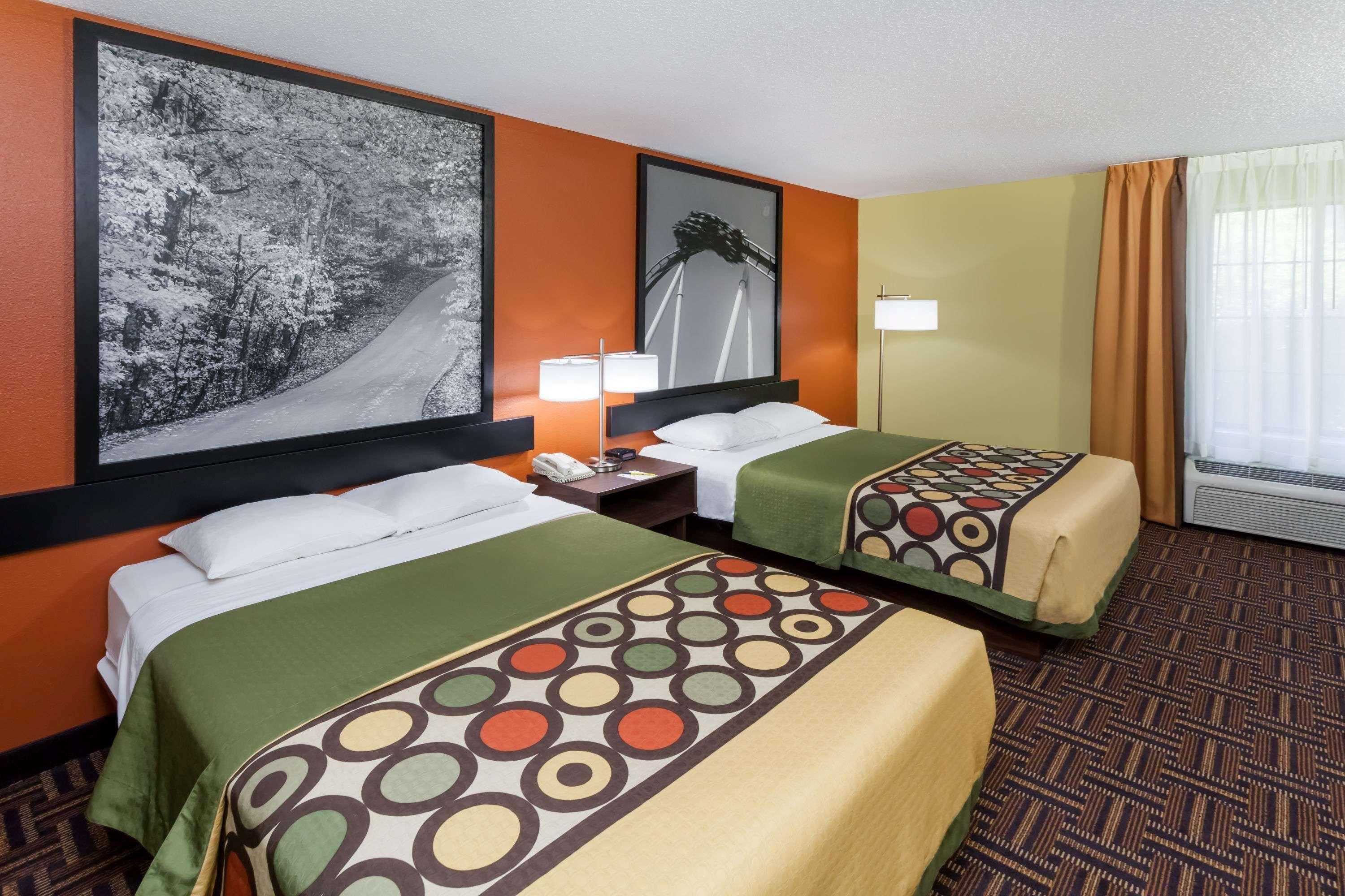 Super 8 By Wyndham Rochester Esterno foto