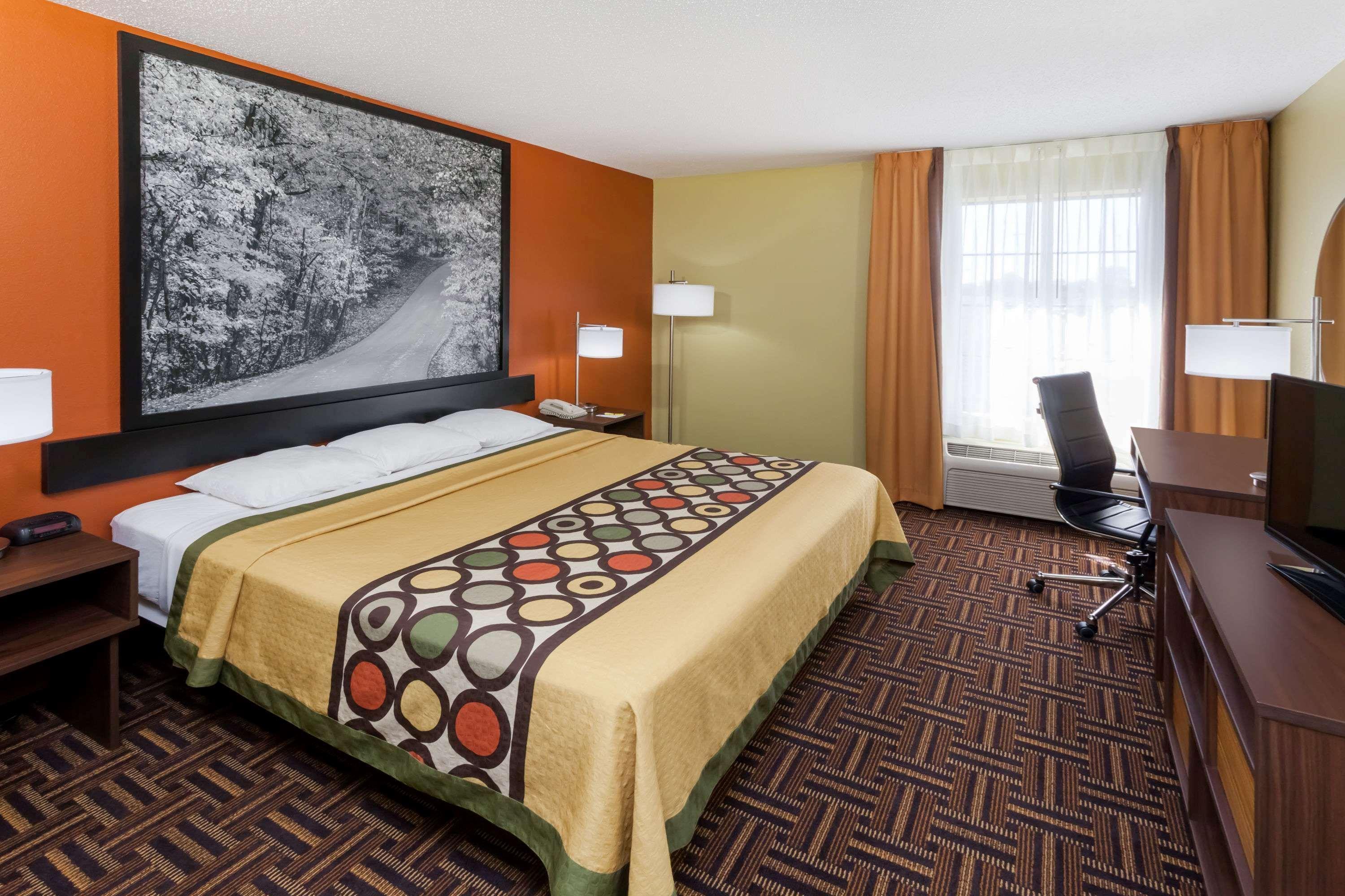 Super 8 By Wyndham Rochester Esterno foto
